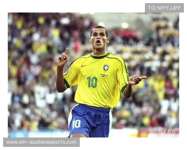 世界足球历史十大经典球星盘点 每一位都是传奇的象征 世界足球历史十大经典球星盘点 每一位都是传奇的象征